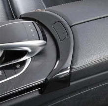 Lade das Bild in den Galerie-Viewer, Abdeckung Mittelkonsole Mercedes C-Klasse W205 / GLC-X253