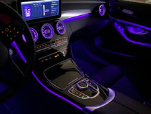 Lade das Bild in den Galerie-Viewer, Beleuchtete Luftdüsen für Mercedes C-Klasse W205 / GLC-X253 (vorne & hinten)