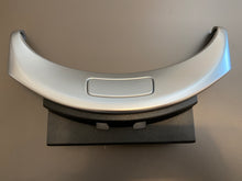 Lade das Bild in den Galerie-Viewer, Abdeckung Mittelkonsole Mercedes C-Klasse W205 / GLC-X253
