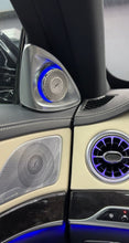 Lade das Bild in den Galerie-Viewer, Beleuchtete 4D Lautsprecher – Mercedes S-Klasse W222
