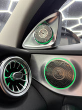 Load image into Gallery viewer, Beleuchtete Burmester Mitteltöner Mercedes C-Klasse W205 / GLC X253
