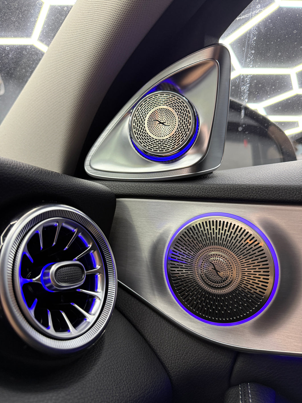 Beleuchtete Burmester Mitteltöner Mercedes C-Klasse W205 / GLC X253