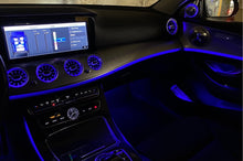 Lade das Bild in den Galerie-Viewer, Beleuchtete Luftdüsen (vorne) für Mercedes E-Klasse W213
