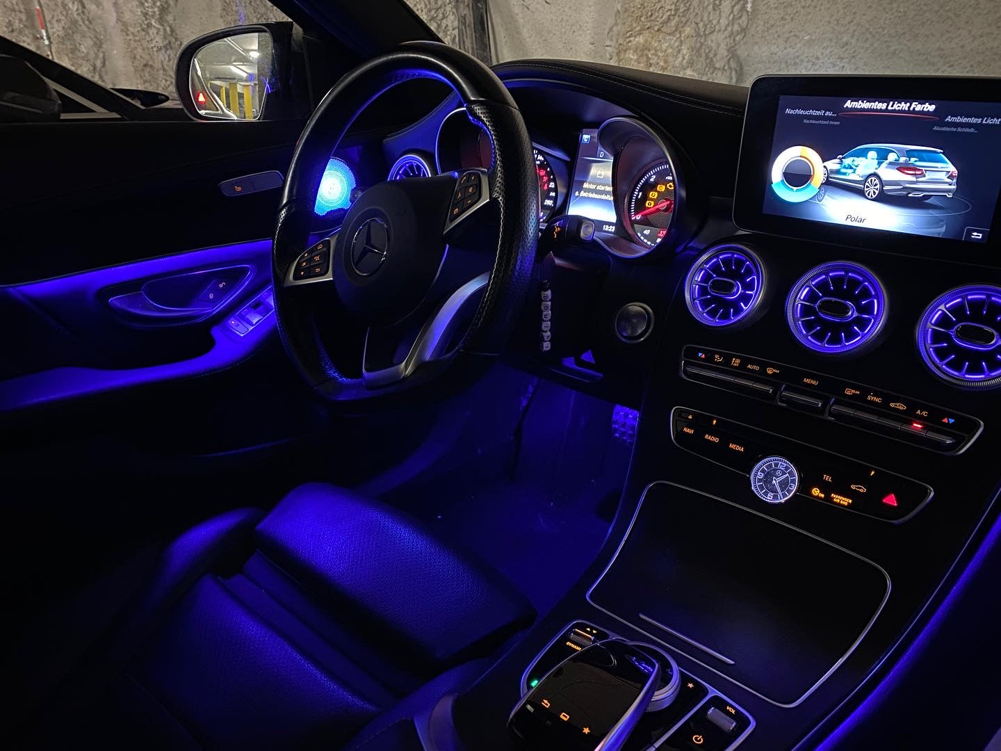 Beleuchtete Luftdüsen für Mercedes C-Klasse W205 / GLC-X253 (vorne & hinten)